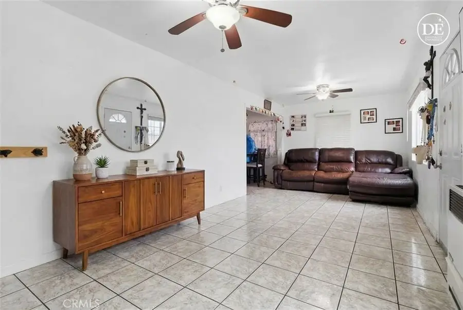 440 W Cherry, Compton, CA 90222 - #2