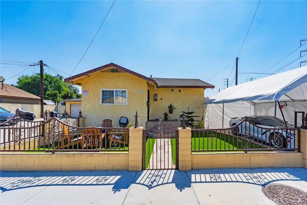 6260 Ferguson, Commerce, CA 90022 - #1