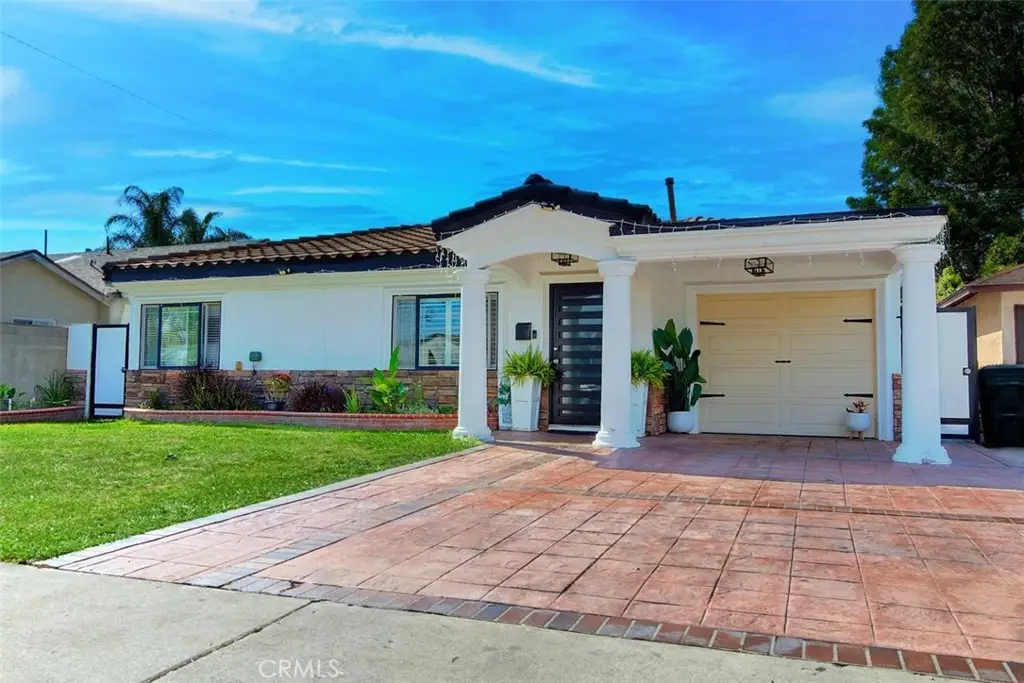 11523 Richeon, Downey, CA 90241 - #1