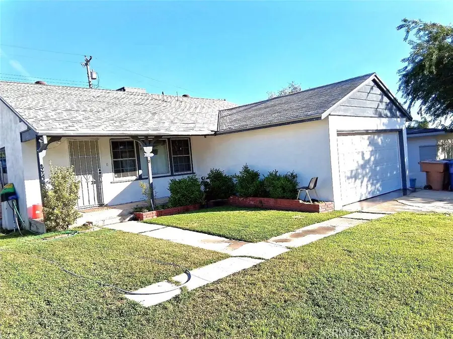 2305 Sandy, Bakersfield, CA 93306 - #2