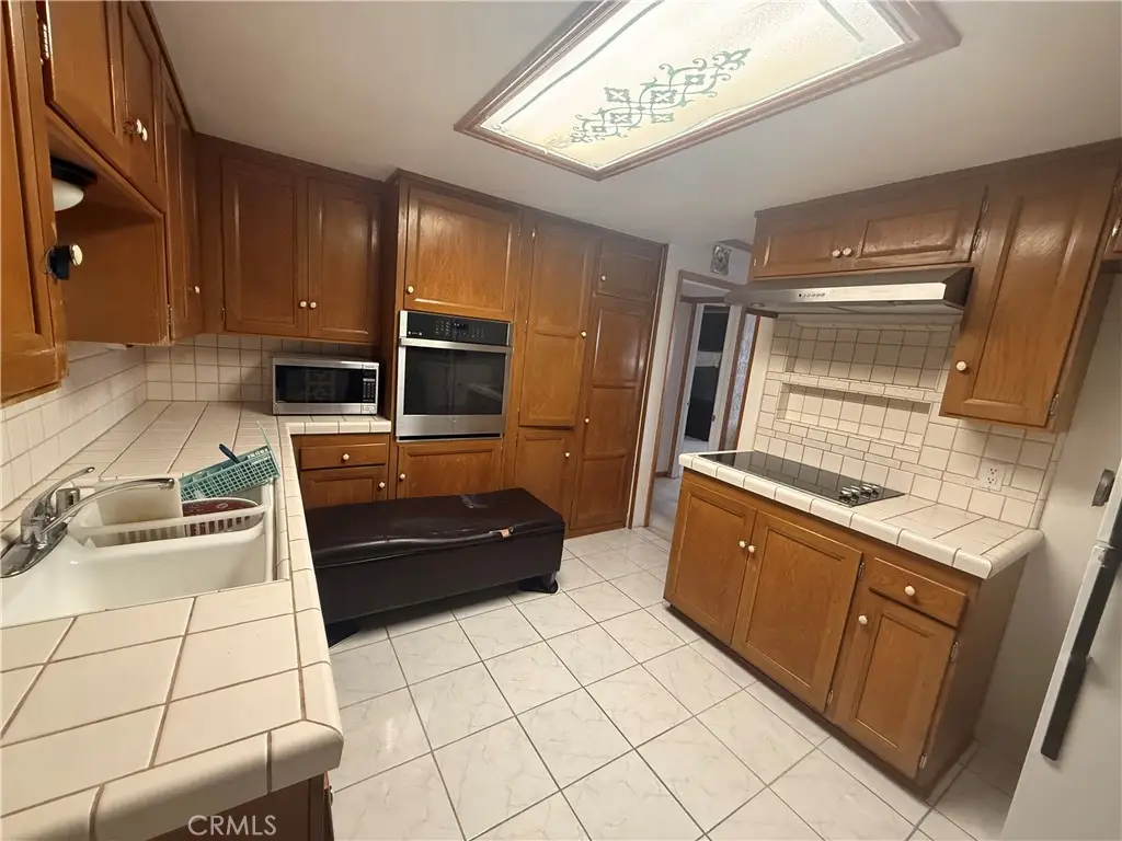 16608 Oakville Street, Fontana, CA 92336 - #1