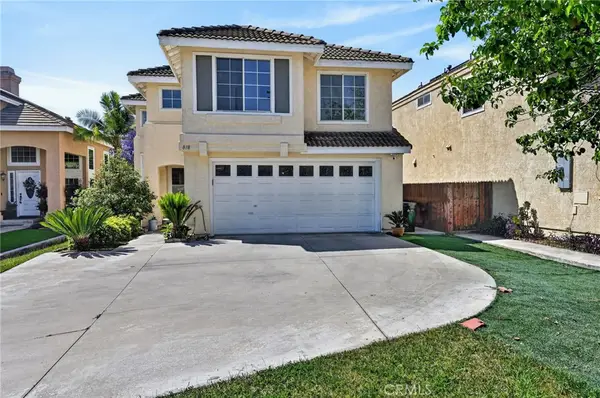 818 Amber Oaks, Pomona, CA 91767