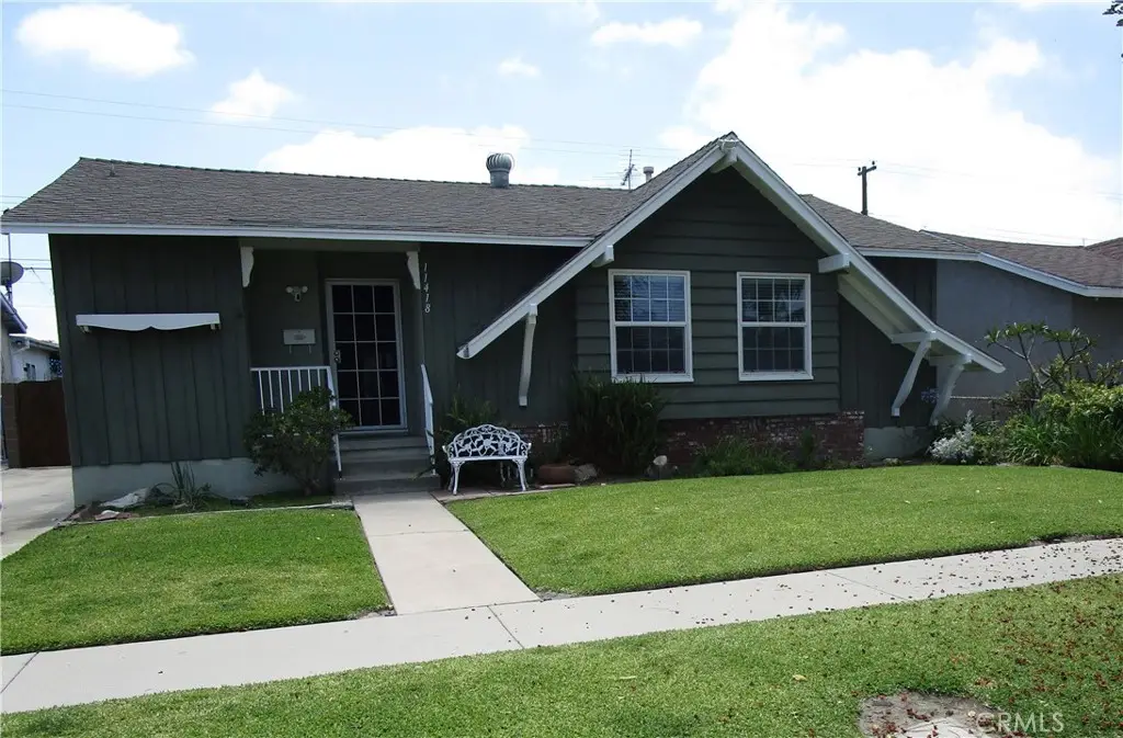 11418 214th, Lakewood, CA 90715 - #1