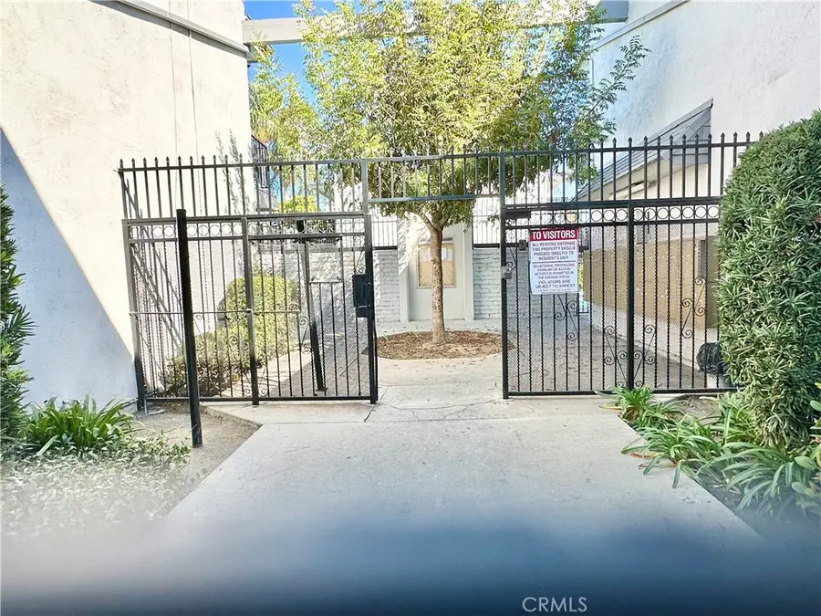 5500 Ackerfield Avenue #502, Long Beach, CA 90805 - #3