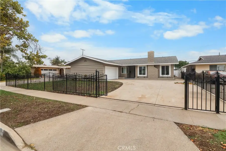 2041 S Pacific, Santa Ana, CA 92704 - #2