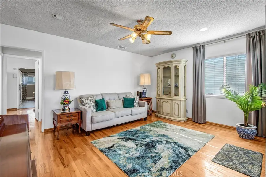 426 E 219th, Carson, CA 90745 - #3