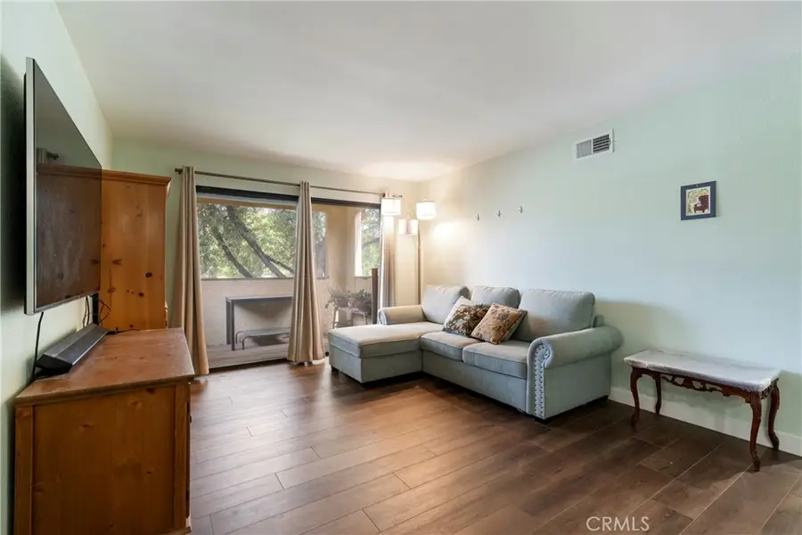 1114 W Blaine #204, Riverside, CA 92507 - #3