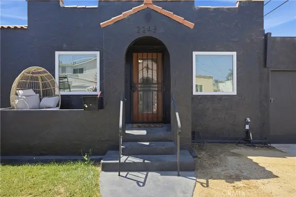 2245 Pine Avenue, Long Beach, CA 90806