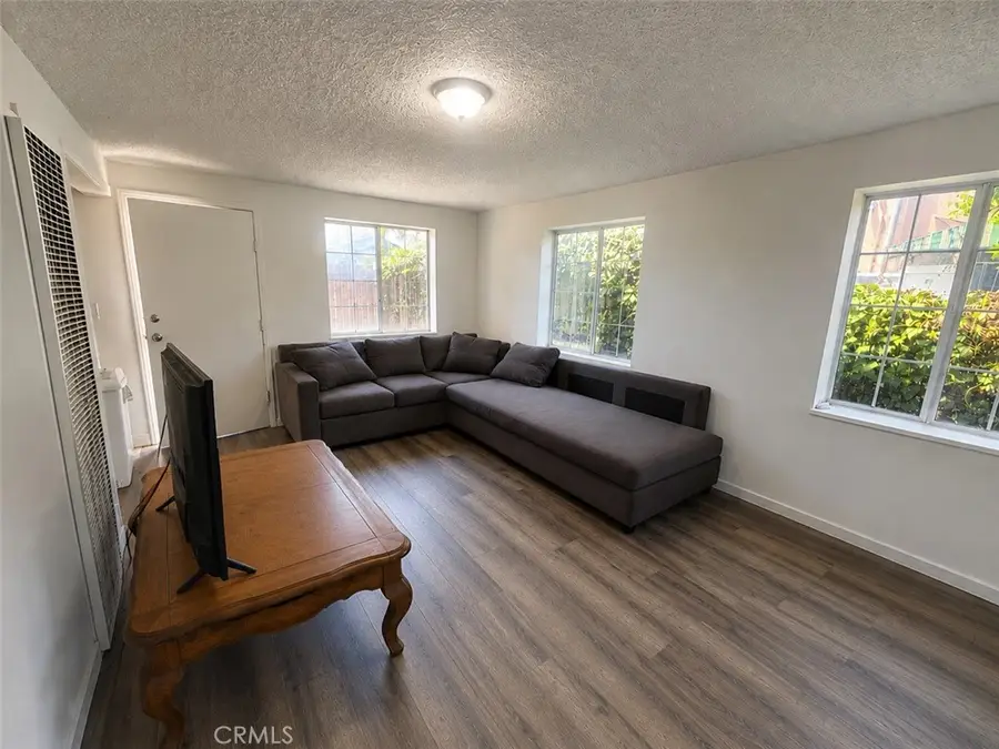 815 E 109th Street, Los Angeles, CA 90059 - #2