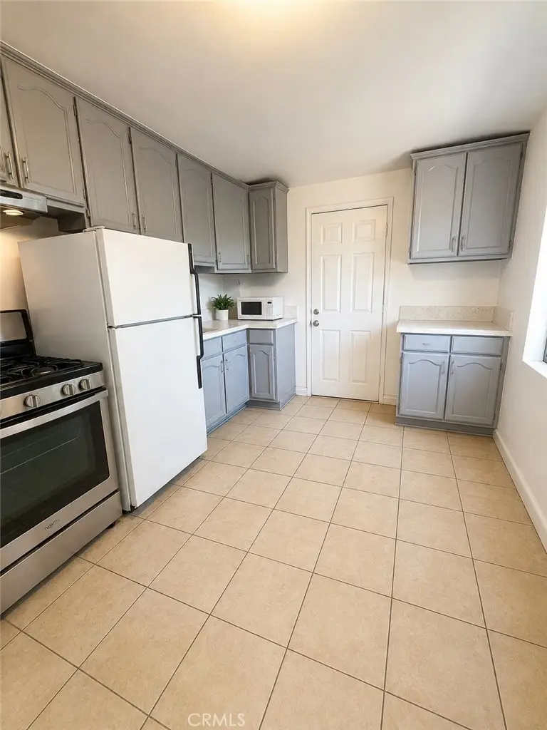 815 E 109th Street, Los Angeles, CA 90059 - #3