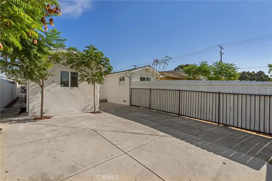 1143 E 106th Street, Los Angeles, CA 90002 - #3