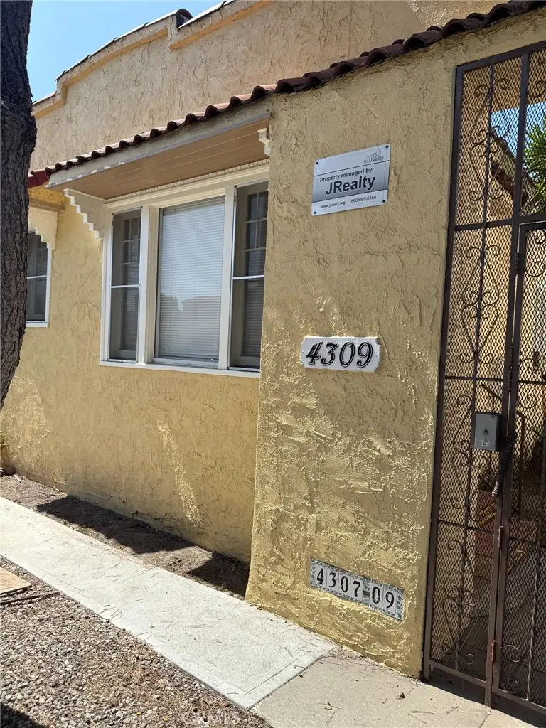 4307 S Normandie, Los Angeles, CA 90037 - #3
