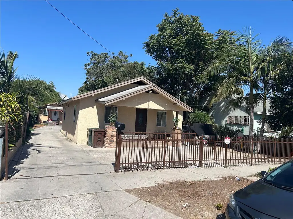 435 W Almond, Compton, CA 90220 - #1