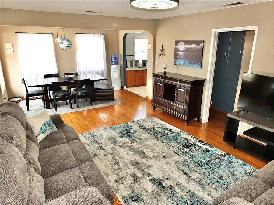 3366 Maine, Long Beach, CA 90806 - #3