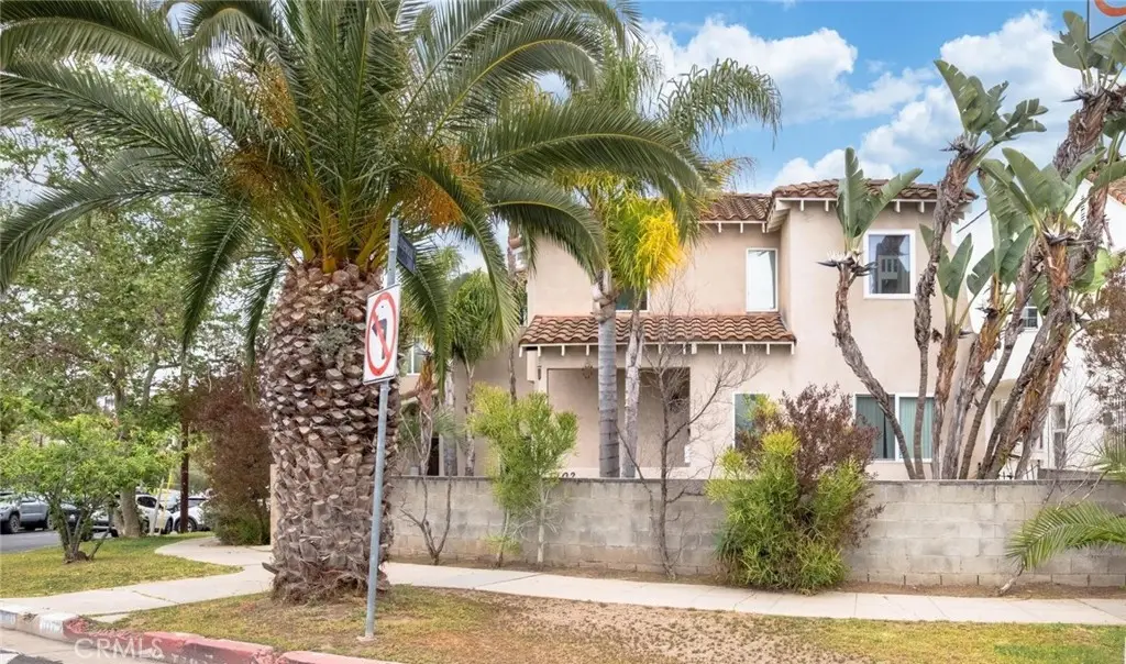 1100 S Highland Avenue, Los Angeles, CA 90019 - Image #1