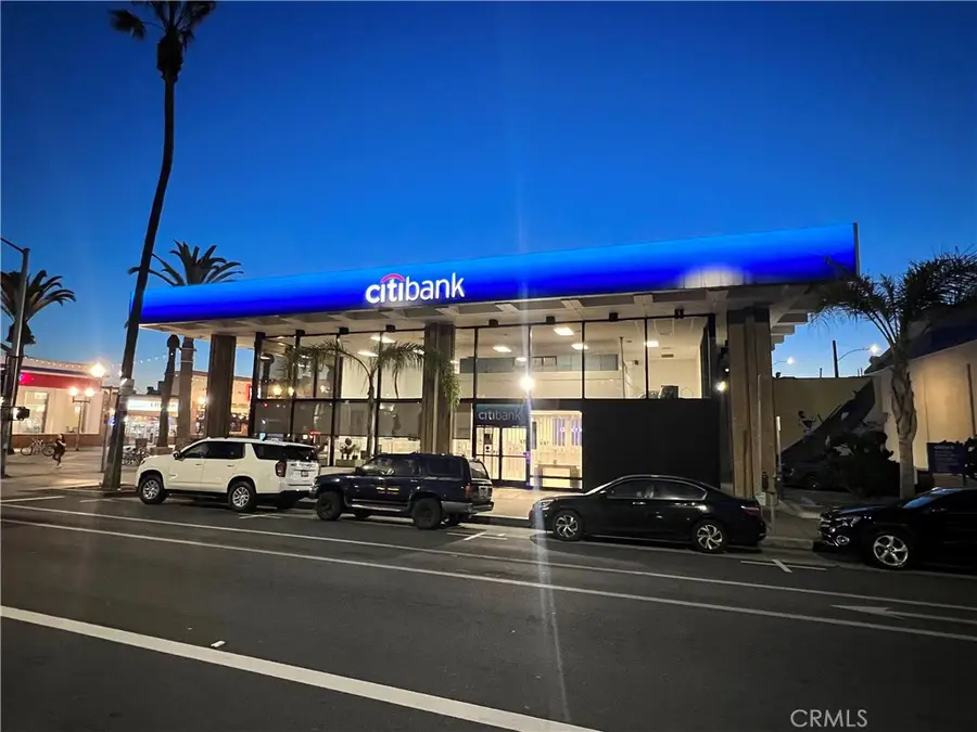 81 Pier Avenue, Hermosa Beach, CA 90254 - Image #3