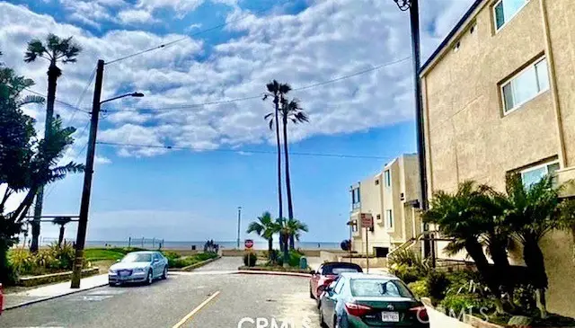 15 15th Street #22, Hermosa Beach, CA 90254 - Image #2