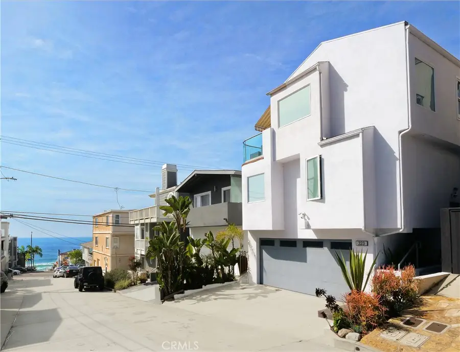 323 31st Street, Manhattan Beach, CA 90266 - #2