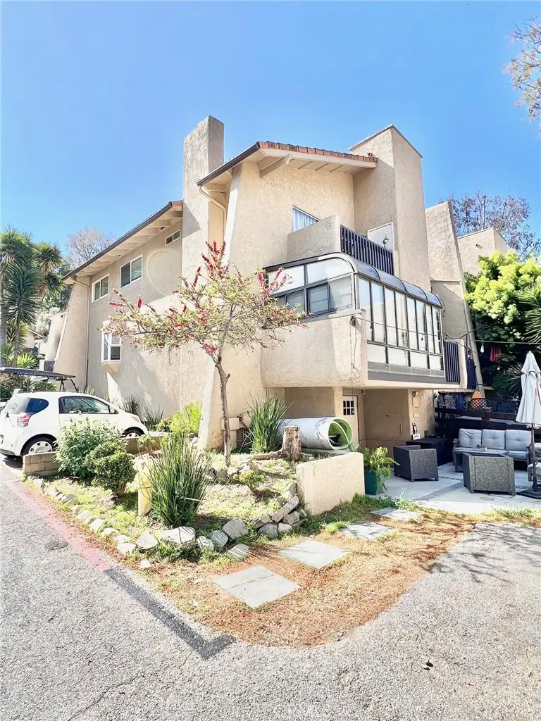 82 Avalon Terrace Road, Avalon, CA 90704 - Image #3