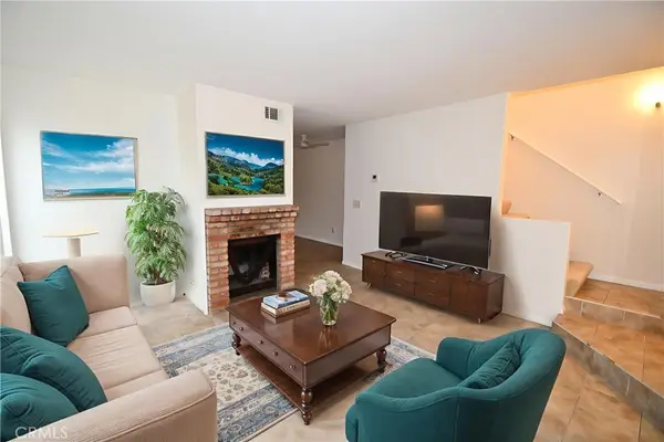 1069 Donahue Street, San Diego, CA 92110