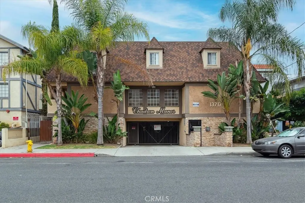 13717 Chadron Avenue, Hawthorne, CA 90250 - #1