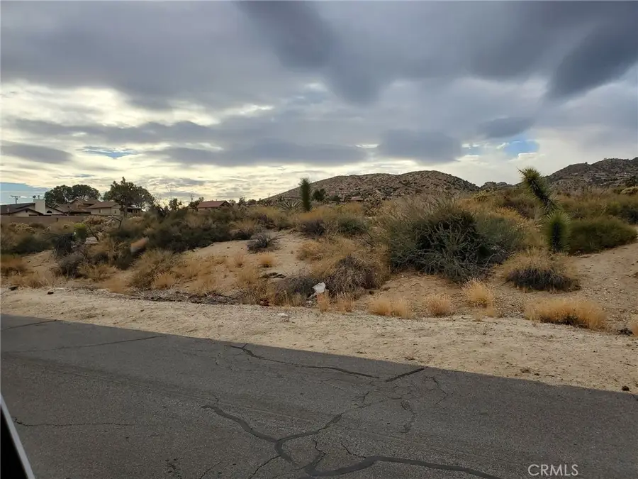 0 585-271- 02-0000 Fairway Drive, Yucca Valley, CA 92284 - Image #2