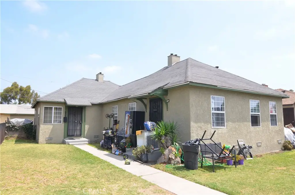 533 W Almond Street, Compton, CA 90220 - #1