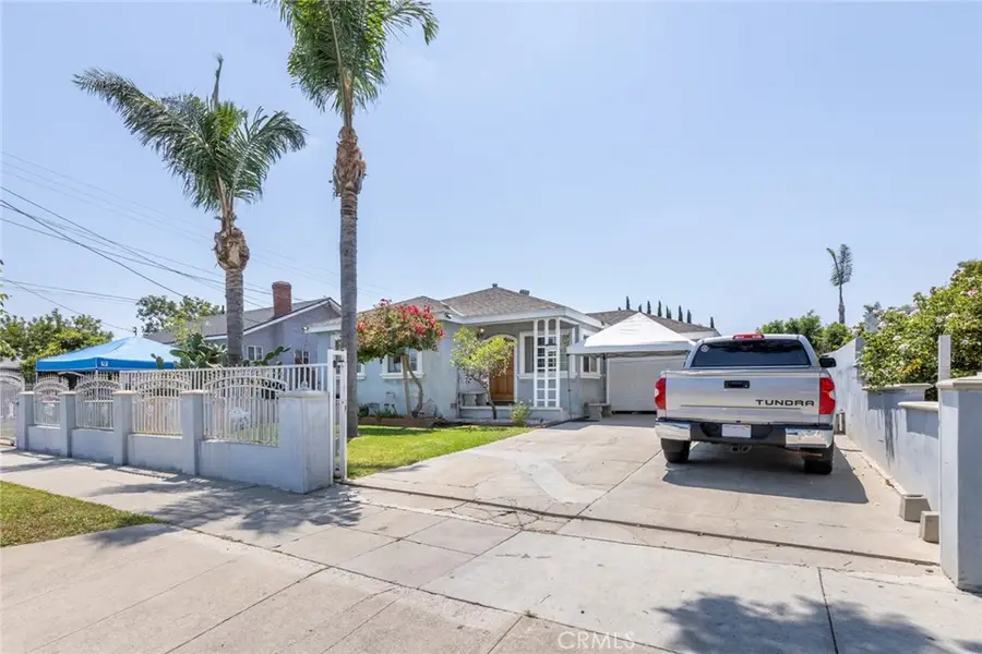 12945 Jefferson Avenue, Hawthorne, CA 90250 - Image #2