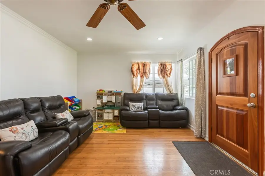 12945 Jefferson Avenue, Hawthorne, CA 90250 - Image #3