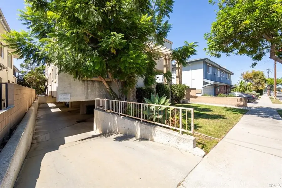 12115 York Avenue #2, Hawthorne, CA 90250 - Image #2