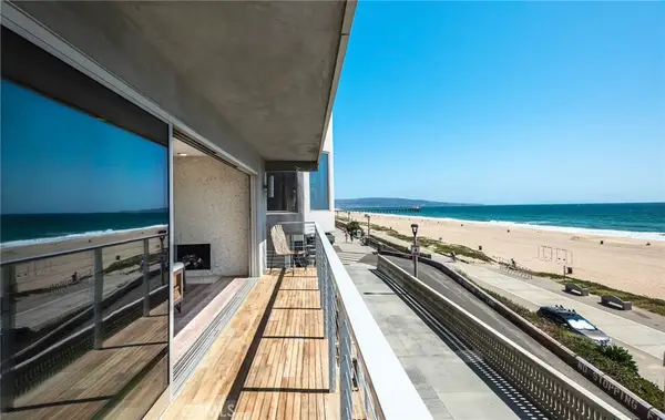 2208 The Strand, Manhattan Beach, CA 90266