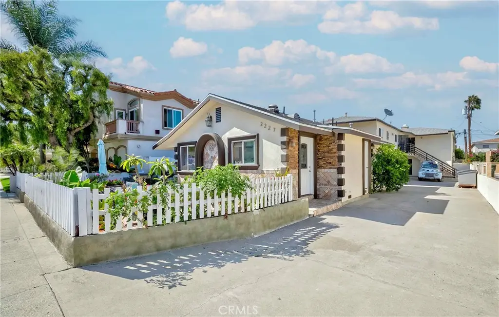 2227 Mathews Avenue, Redondo Beach, CA 90278 - Image #1