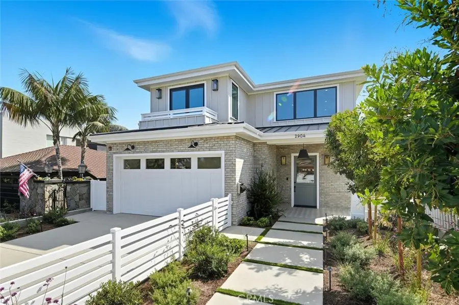 2904 Palm Avenue, Manhattan Beach, CA 90266 - Image #2