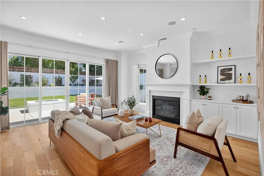 8056 Kentwood Avenue, Los Angeles, CA 90045 - Image #3