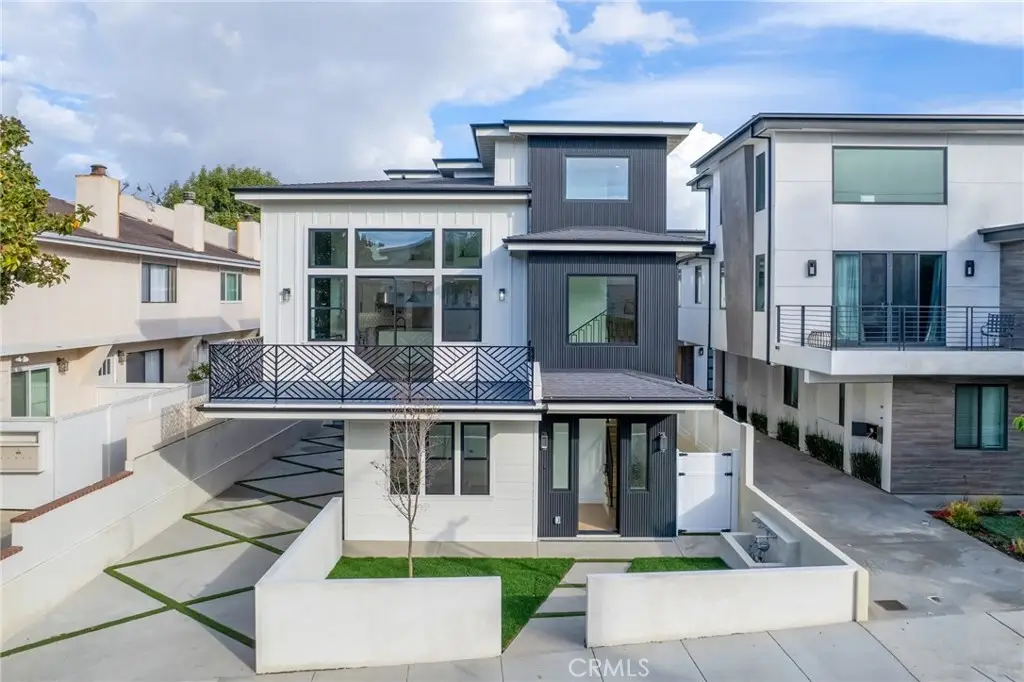 110 S Irena Avenue #A, Redondo Beach, CA 90277 - #1