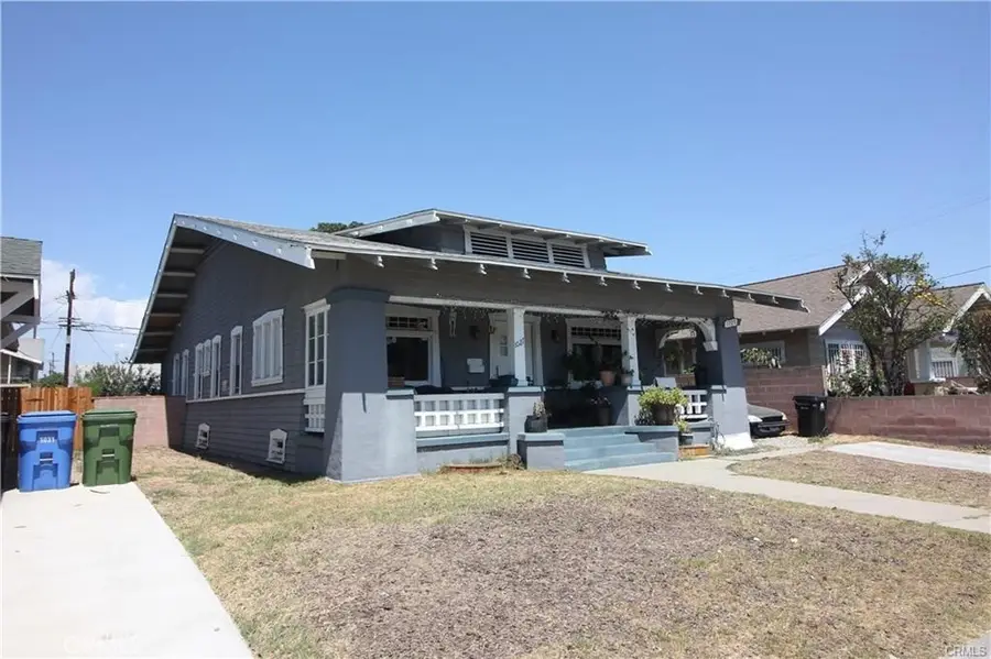 1027 W 46th Street, Los Angeles, CA 90037 - Image #3