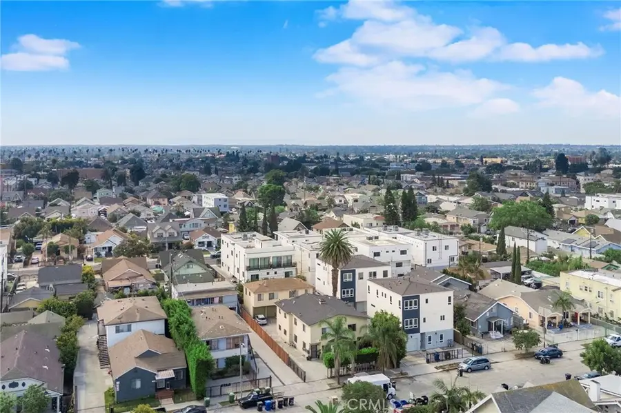 550 41st Drive, Los Angeles, CA 90037 - Image #2