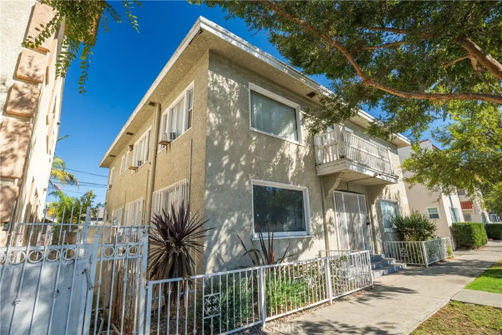 728 Lime Ave, Long Beach, CA 90813 - #1