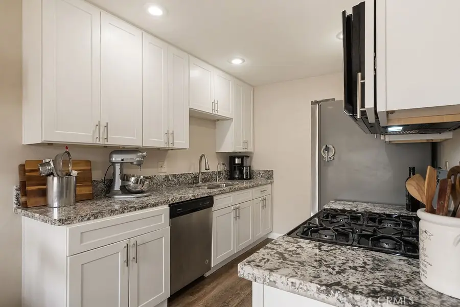 1313 Via Santiago #A, Corona, CA 92882 - Image #2