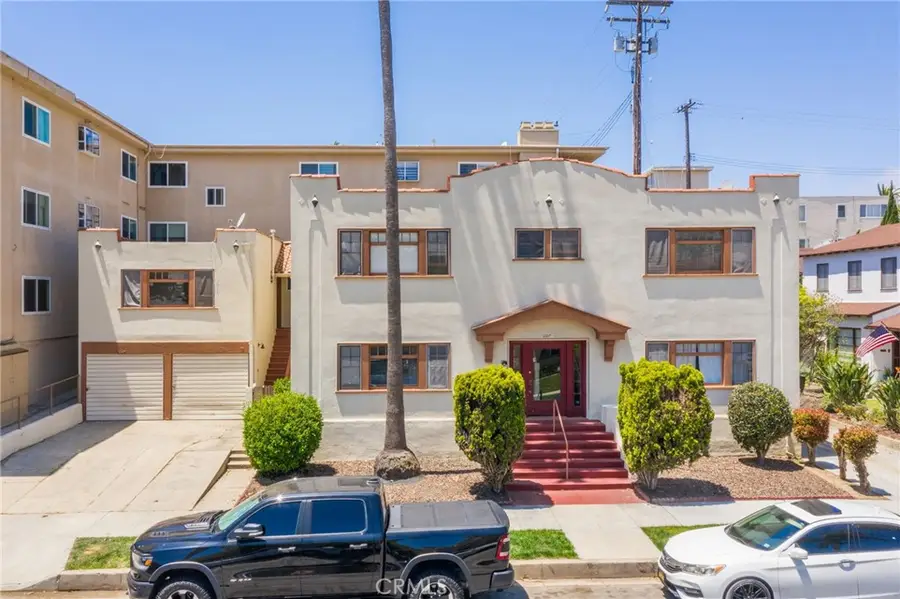 207 Mira Mar Avenue, Long Beach, CA 90803 - Image #3