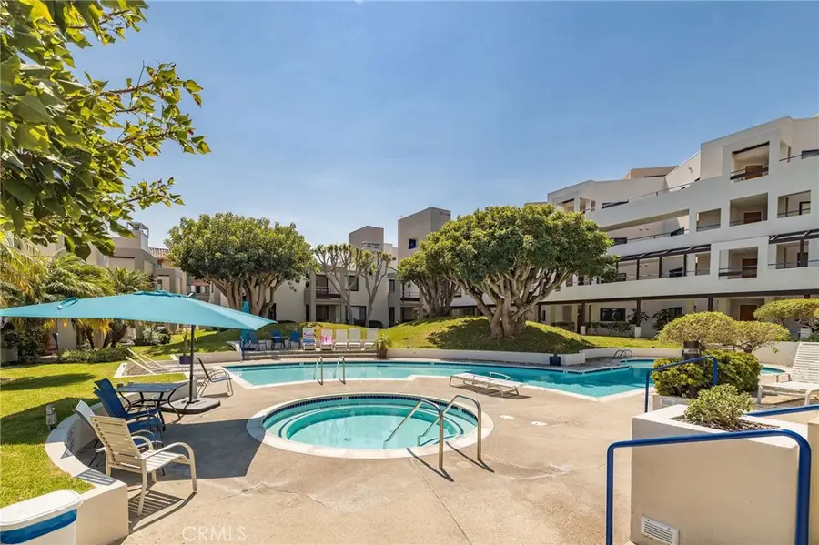 510 The Village #103, Redondo Beach, CA 90277 - Image #2