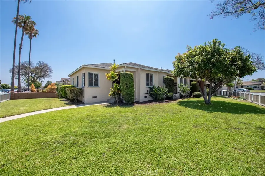 2824 W 156th Street W #2, Gardena, CA 90249 - Image #2