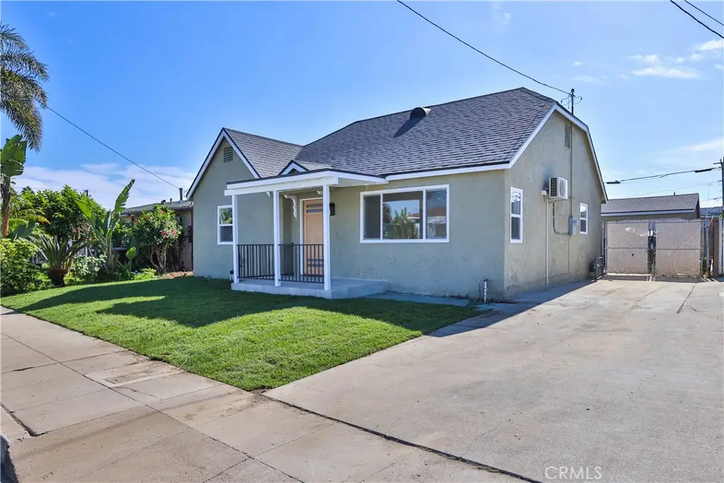 922 W School, Compton, CA 90220 - Image #1
