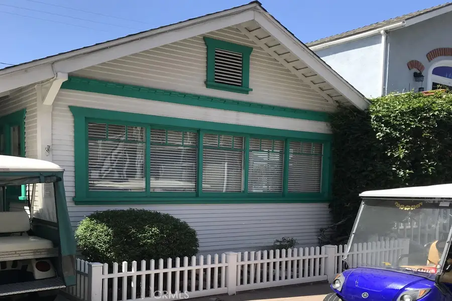 335 Clemente Avenue, Avalon, CA 90704 - #2