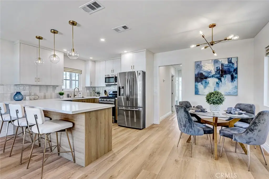 875 W 1st Street, San Pedro, CA 90731 - Image #1