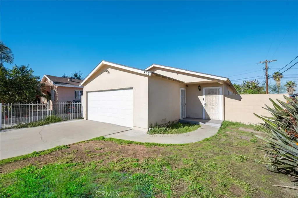 857 E 109th, Los Angeles, CA 90059 - #1