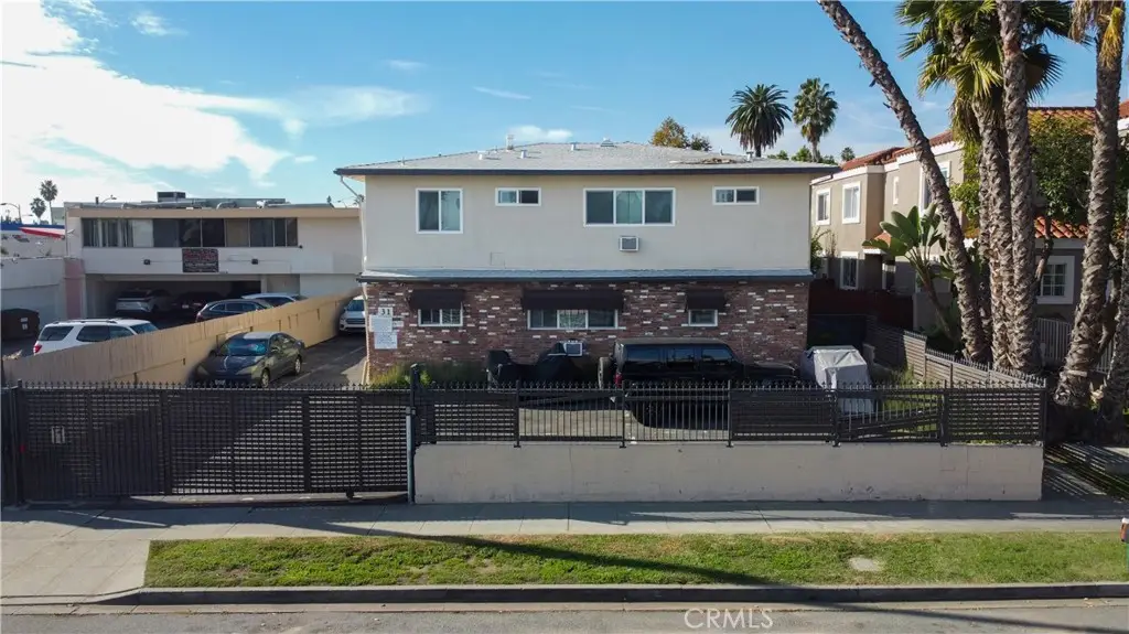 1837 E Colorado Blvd, Pasadena, CA 91107 - Image #1