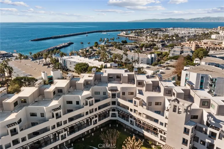 510 The Village #203, Redondo Beach, CA 90277 - Image #3