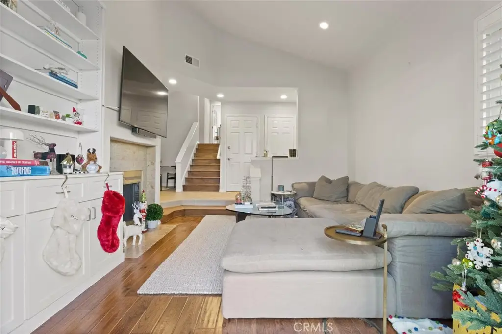 19 Laguna Court, Manhattan Beach, CA 90266 - Image #1