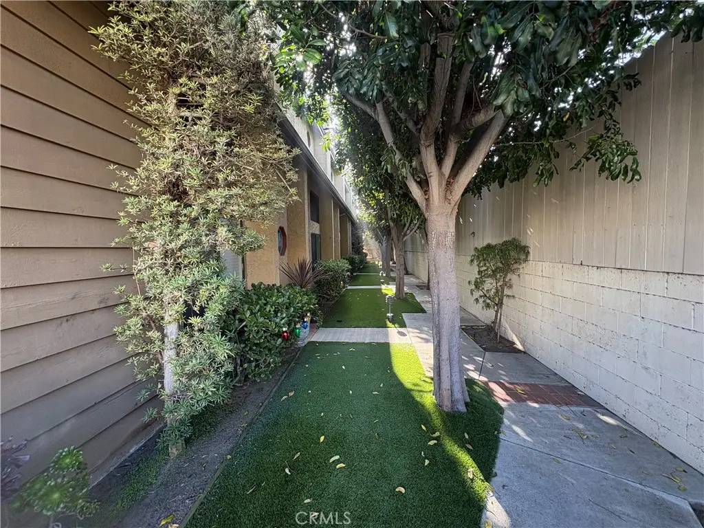 2304 Mathews Avenue #2, Redondo Beach, CA 90278 - Image #1